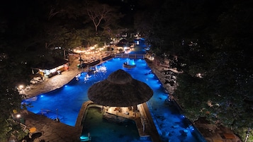 Indoor pool, 15 outdoor pools, free pool cabanas, pool umbrellas