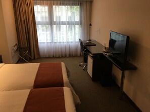 View from room - Crystal Tower Hotel (Montevideo)