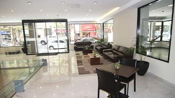 Zona de estar del vestíbulo