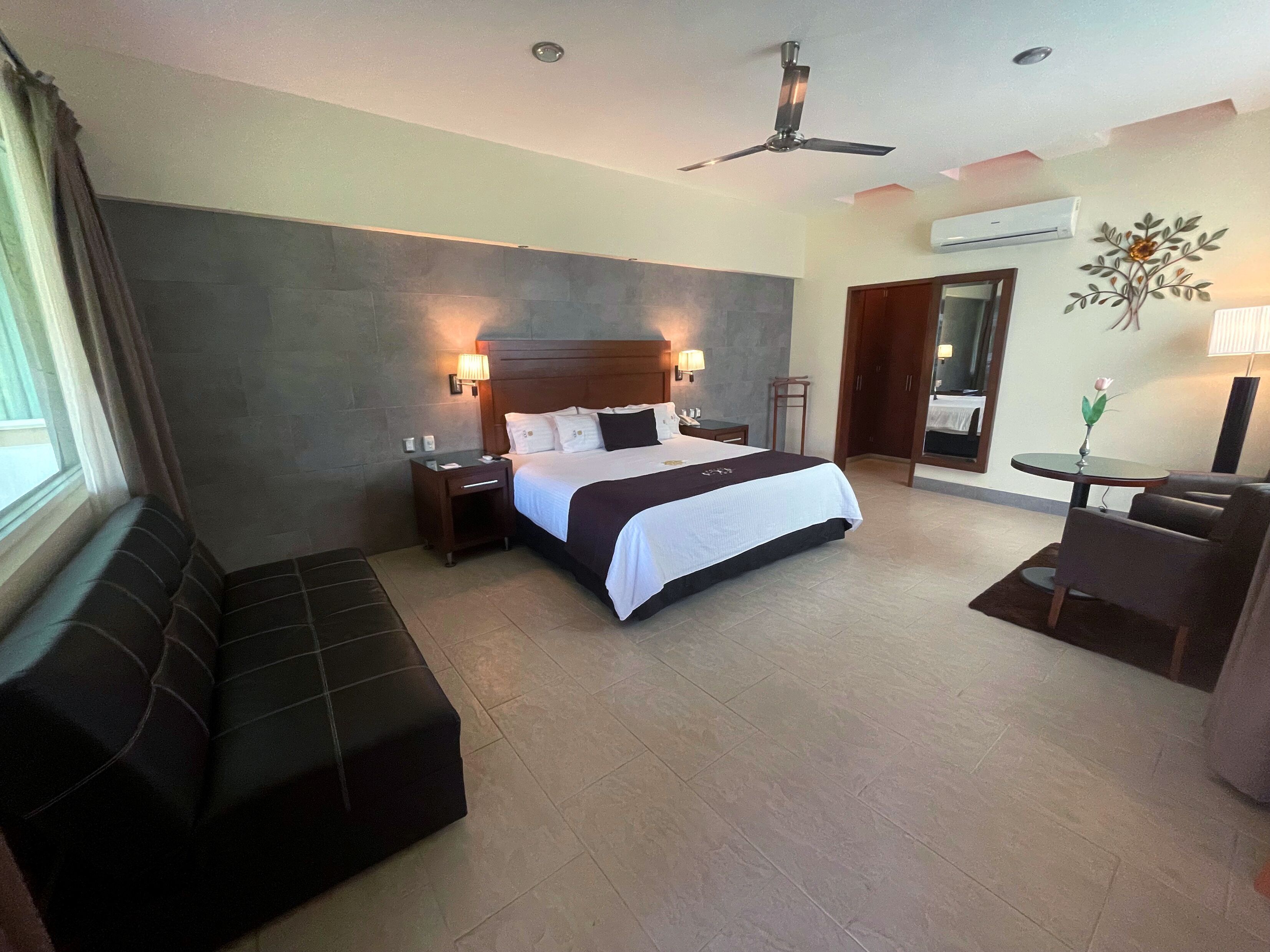 Premium bedding, free minibar items, in-room safe, desk