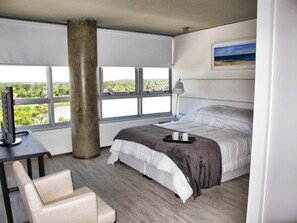 2 chambres, coffres-forts dans les chambres, rideaux occultants