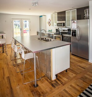 Continentaal ontbijt inbegrepen