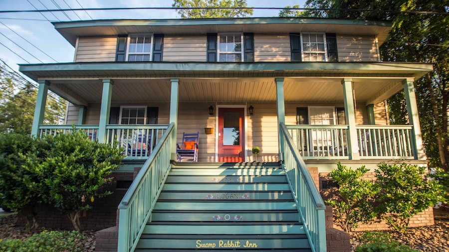 Swamp Rabbit Inn
