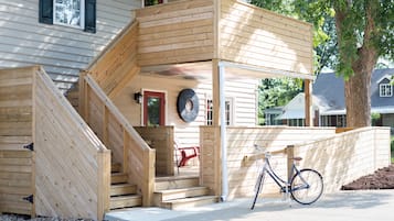 Entrada al alojamiento