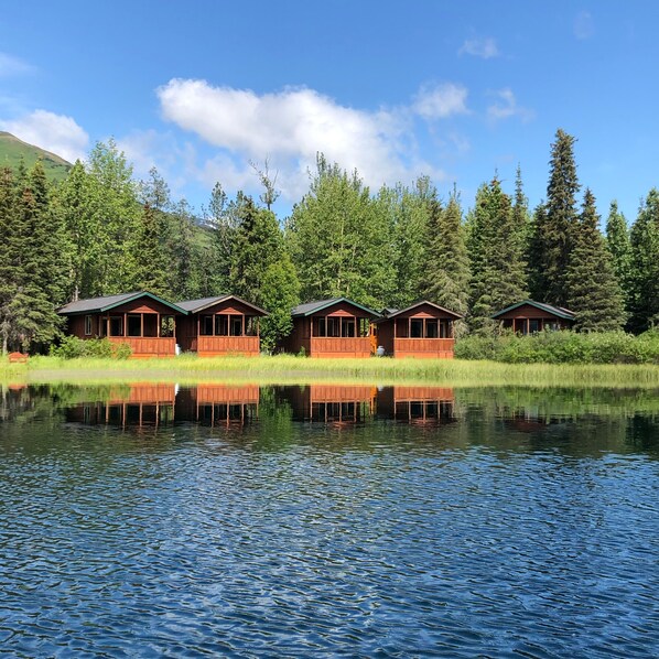 Premium Cottage, 1 King Bed, Lake View, Lakeside | Terrace/patio