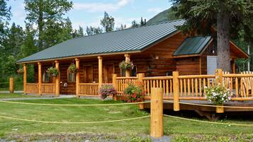 Literie de qualité supérieure, chambres insonorisées, draps fournis