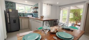 Bungalow, 2 Bedrooms, Kitchen | Private kitchen | Full-size fridge, microwave, espresso maker, coffee/tea maker - Cabañas Green Yard (San Andrés)