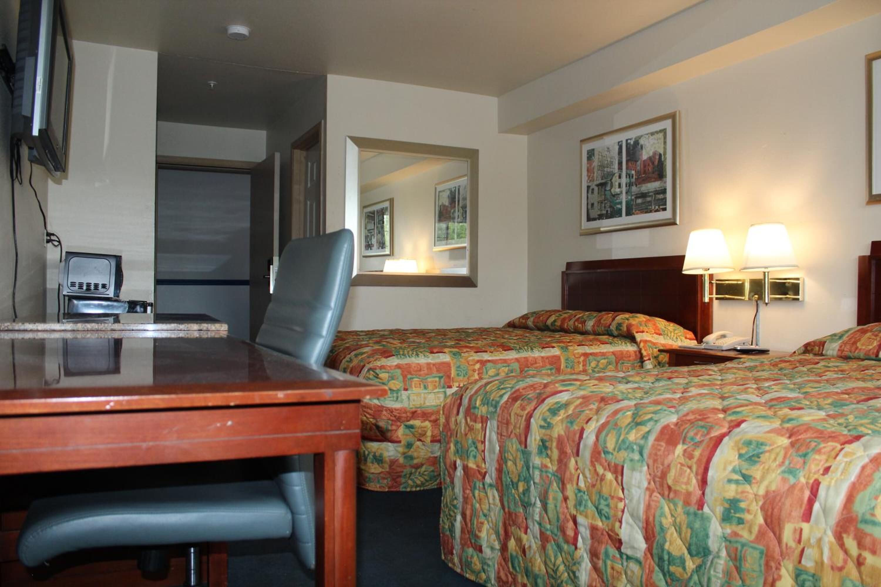 書桌、熨斗/熨衣板、免費無線上網