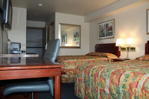 Desk, iron/ironing board, free WiFi - Travel Inn (Des Moines)
