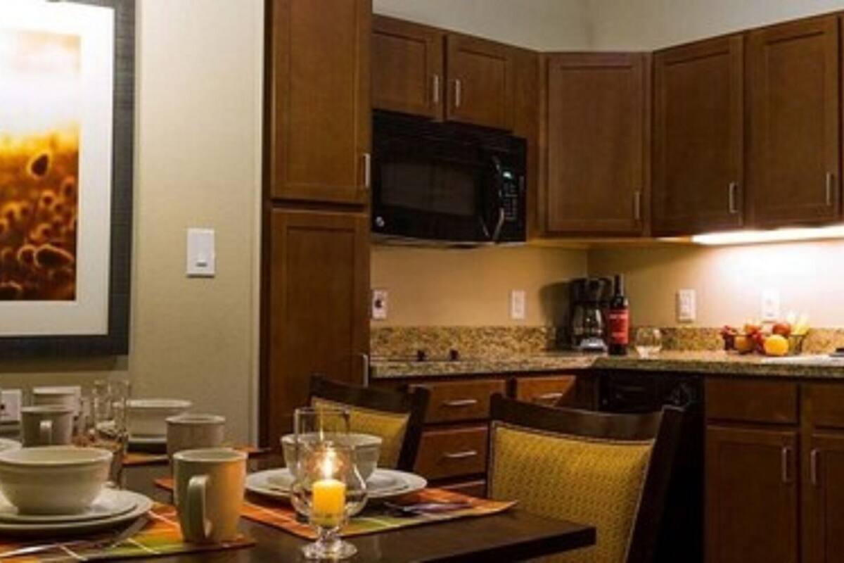 deluxe suite, 1 bedroom | private kitchen | fridge, microwave, dishwasher, coffee/tea maker