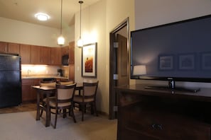 Fridge, microwave, dishwasher, coffee/tea maker