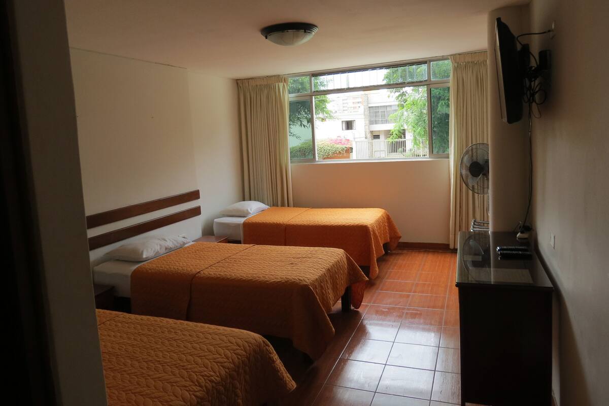 In-room safe, free WiFi