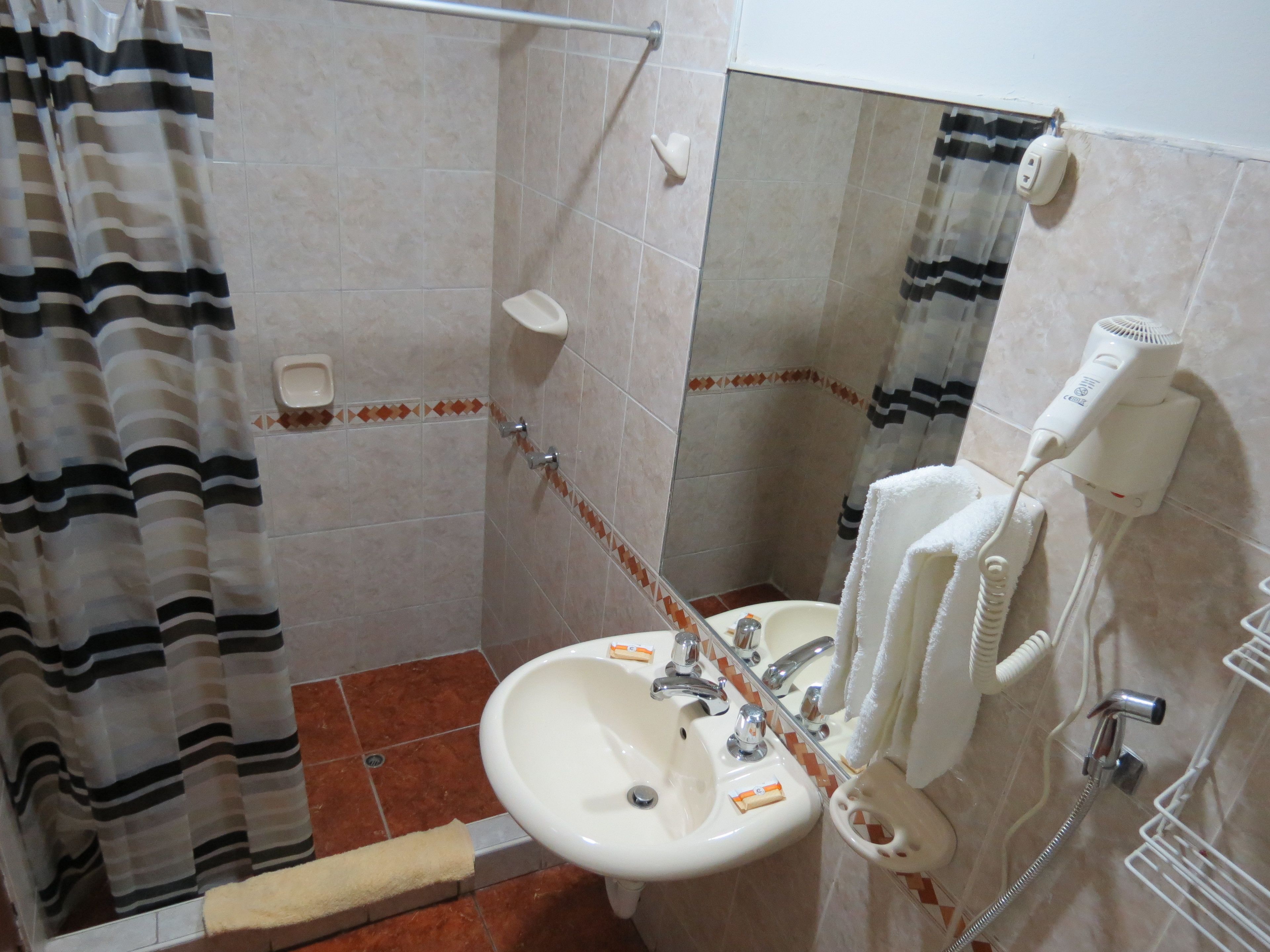 Photo - Harmony Inn Miraflores