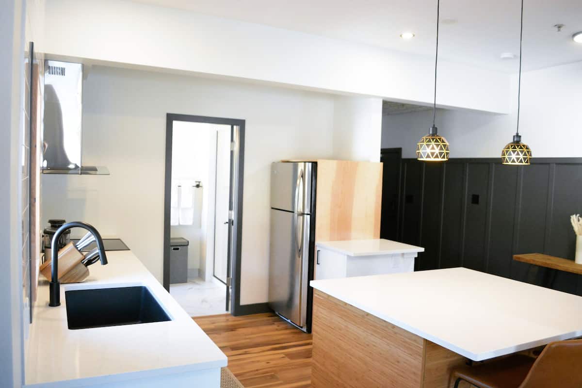 deluxe apartment, 1 queen bed with sofa bed, kitchen | private kitchen | fridge, coffee/tea maker