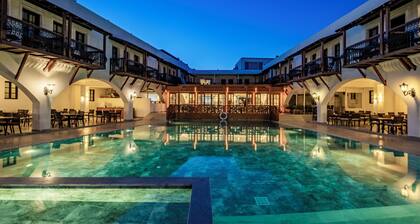 Costa Bitezhan Hotel