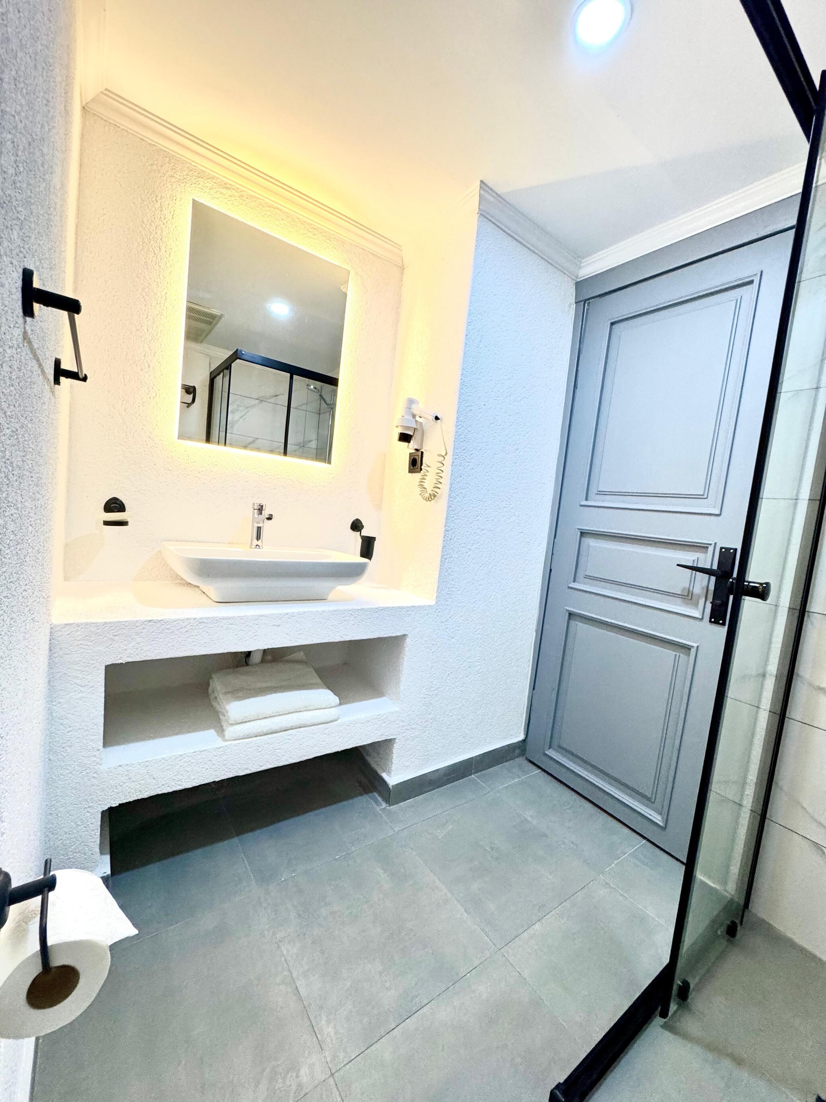 Chambre Économique, 1 chambre, vue jardin, rez-de-chaussée | Salle de bain