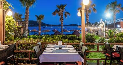 Costa Bitezhan Hotel