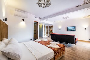 Studio Suite | Minibar, in-room safe, free WiFi, bed sheets - Costa Bitezhan Hotel (Bodrum)