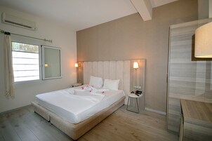 Quarto standard | Frigobar, escrivaninha, quartos à prova de som