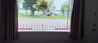 Park Place Motel & Suites