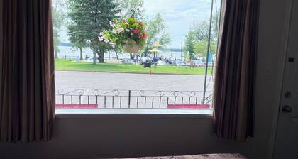 Park Place Motel & Suites