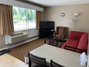 Living area - Park Place Motel & Suites (Tweed)