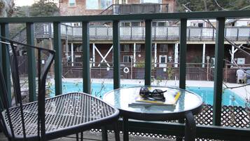 Cabin, 1 King Bed, Pool View | Exterior