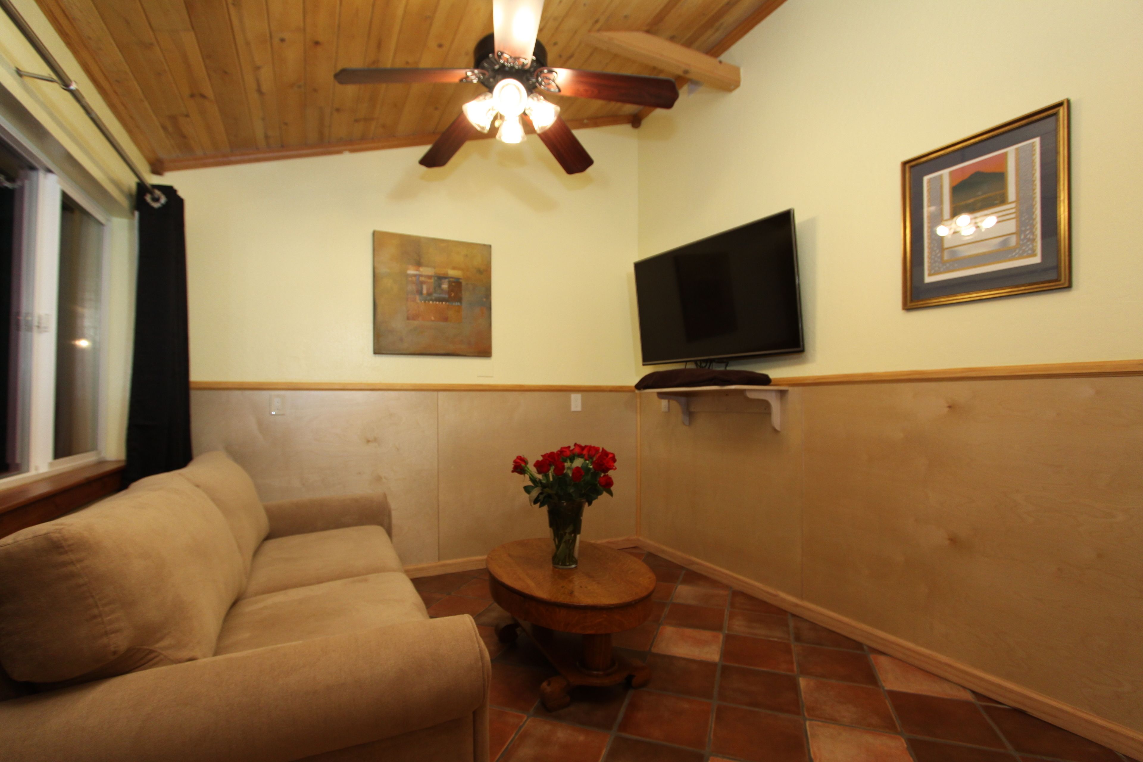 grand cottage, 1 king bed with sofa bed, kitchen, garden view | blackout curtains, free wifi, bed sheets, wheelchair access