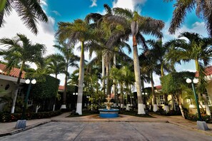 Free self-parking - Tulipanes Cancun (Cancun)