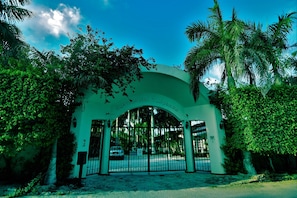 Property entrance - Tulipanes Cancun (Cancun)
