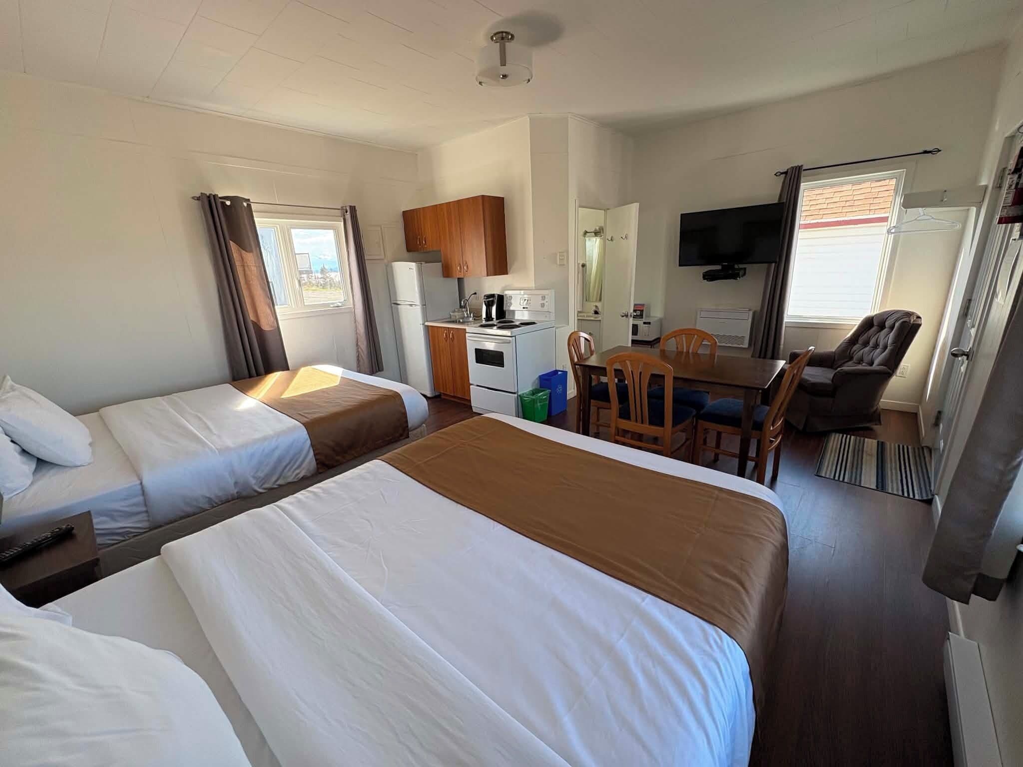 Chalet, 2 Double Beds, Balcony | Living area | Flat-screen TV