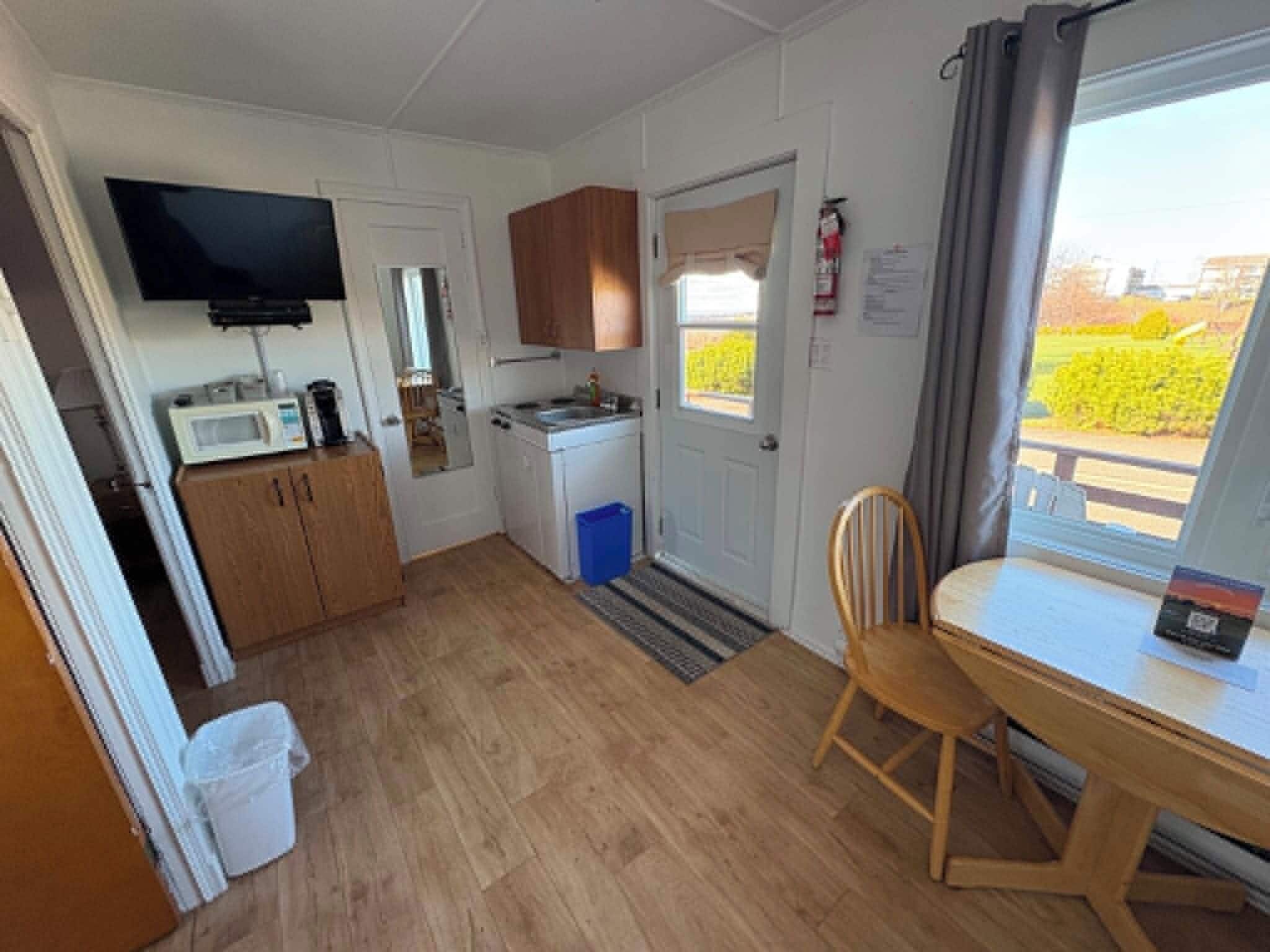 Chalet 1-4 pers.2 chambres+cuisinette | Oppholdsområde | Flatskjerm-TV