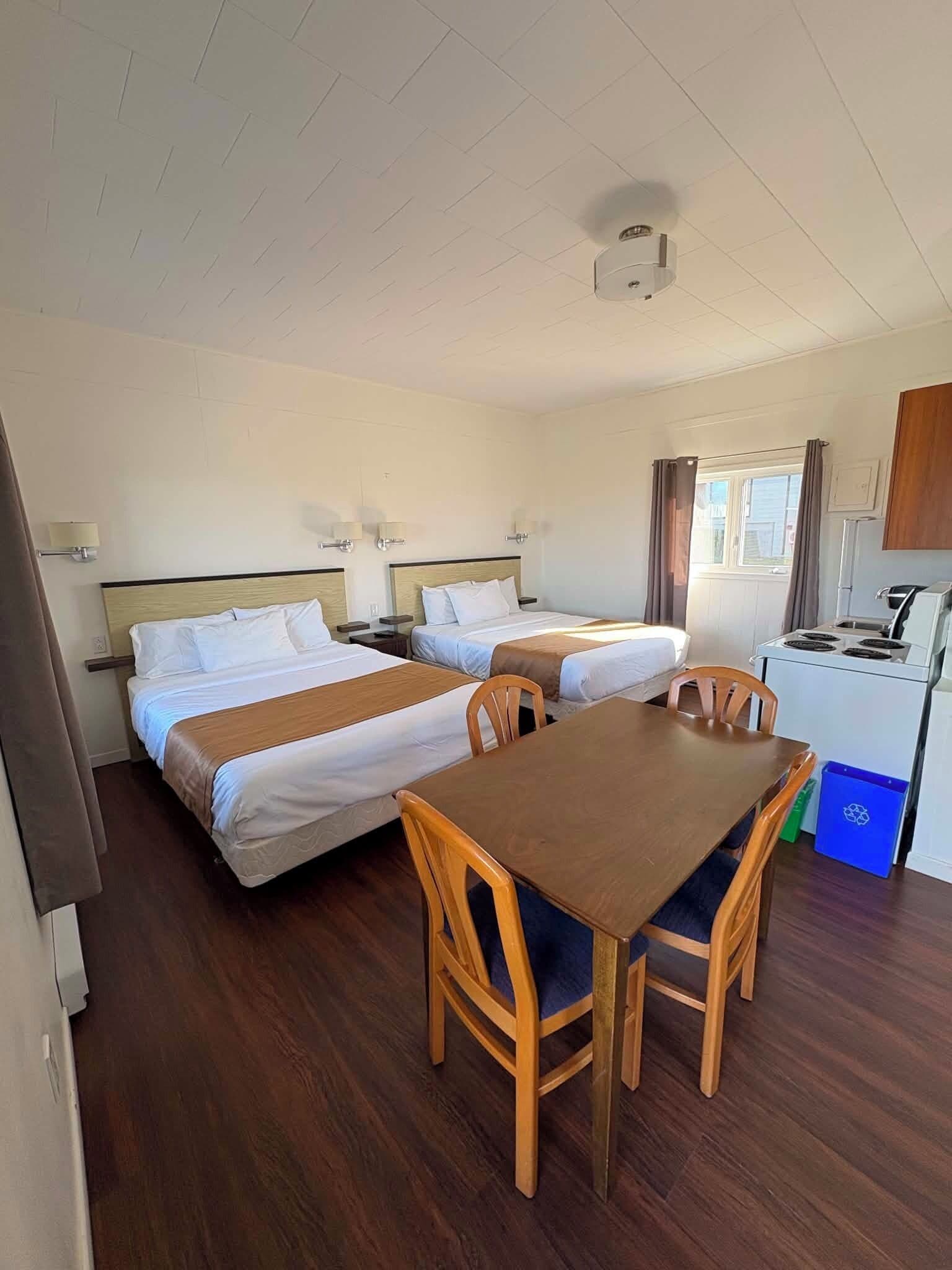Chalet, 2 Double Beds, Balcony | Living area | Flat-screen TV