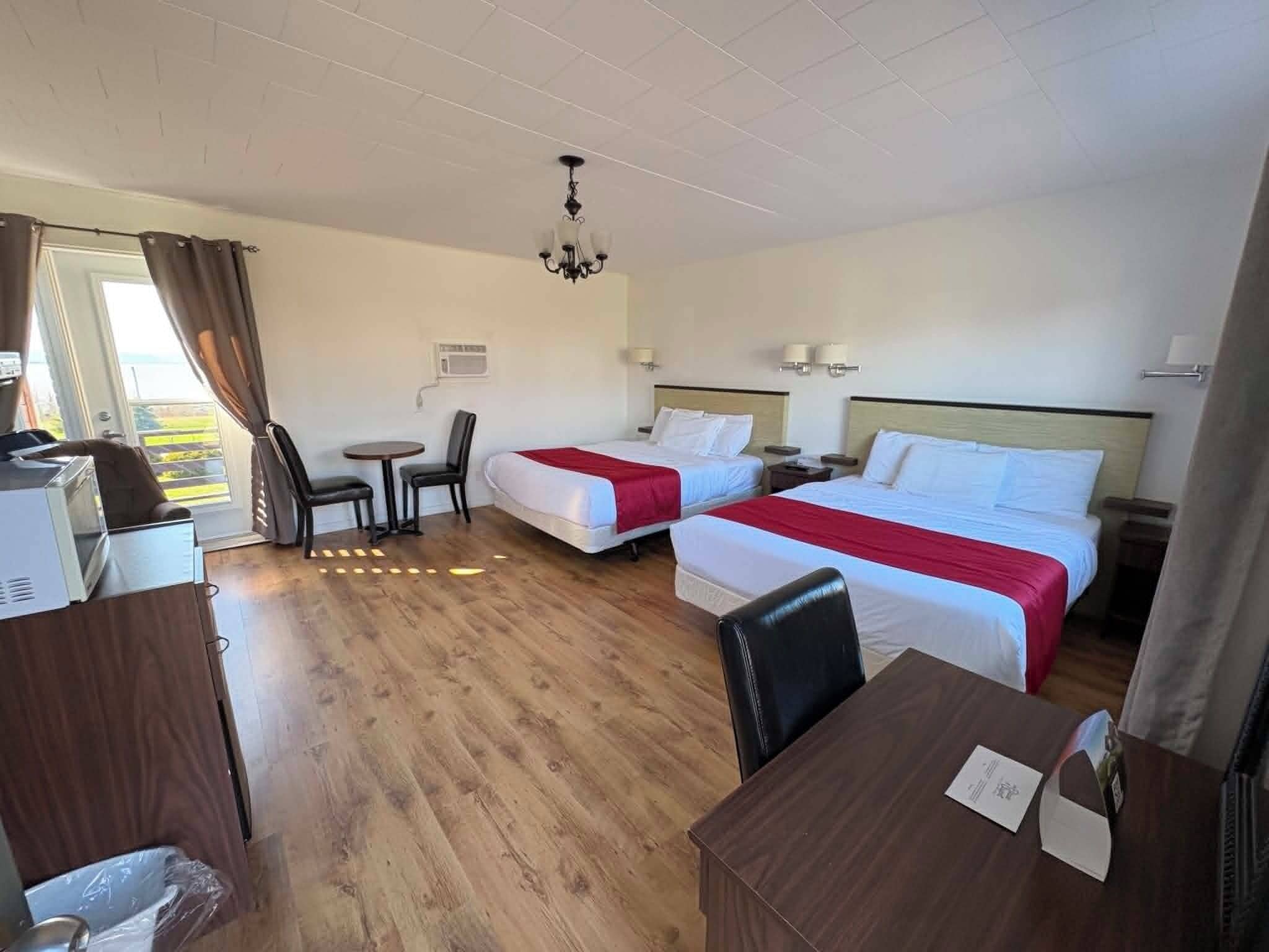Superior Double or Twin Room | Desk, free WiFi, bed sheets