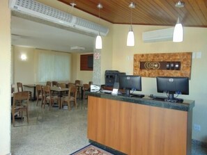 Check-in/check-out kiosk - Hotel Minas Pampulha (Belo Horizonte)