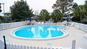 2 outdoor pools - Beachwood Villa by Rivard (Santa Rosa Beach)
