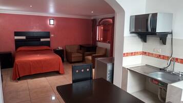 Habitación clásica | 1 habitación, ropa de cama de alta calidad y insonorización