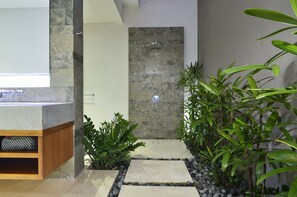 Villa, 2 Bedrooms, Pool View | Bathroom shower - Bale Mandala Villas (Senggigi)