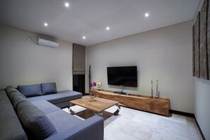 Villa, 3 Bedrooms | Living area | Plasma TV, DVD player - Bale Mandala Villas (Senggigi)