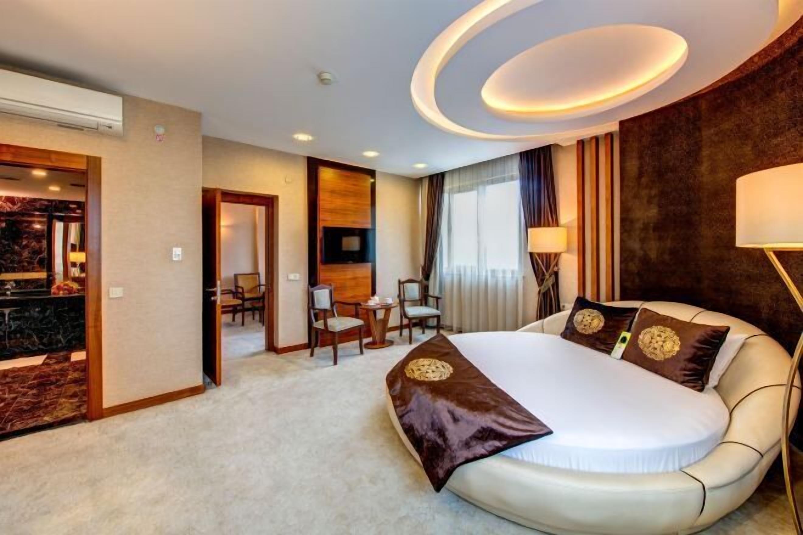Premium bedding, minibar, in-room safe, blackout drapes