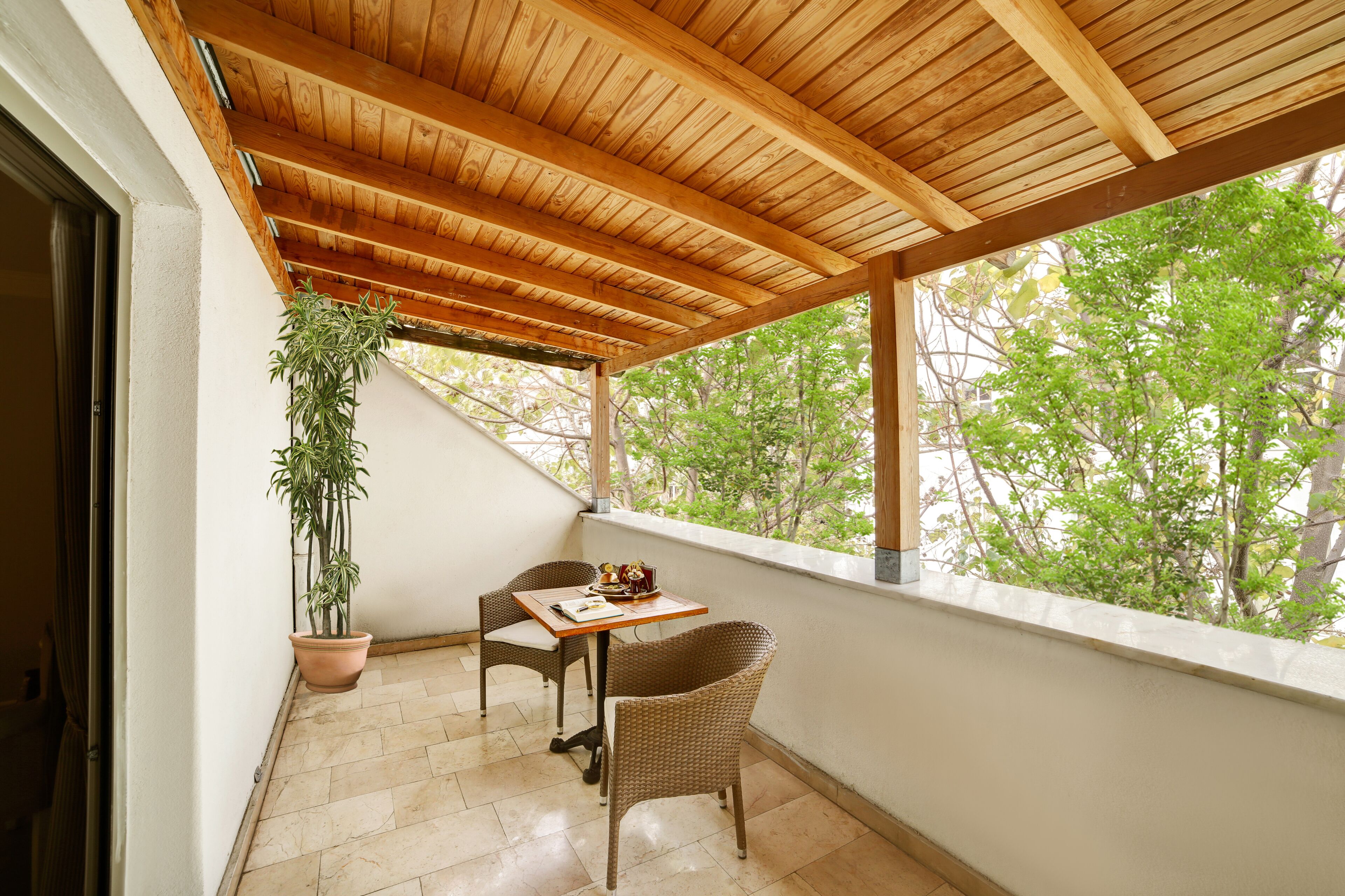 Photo - Halifaks Hotel