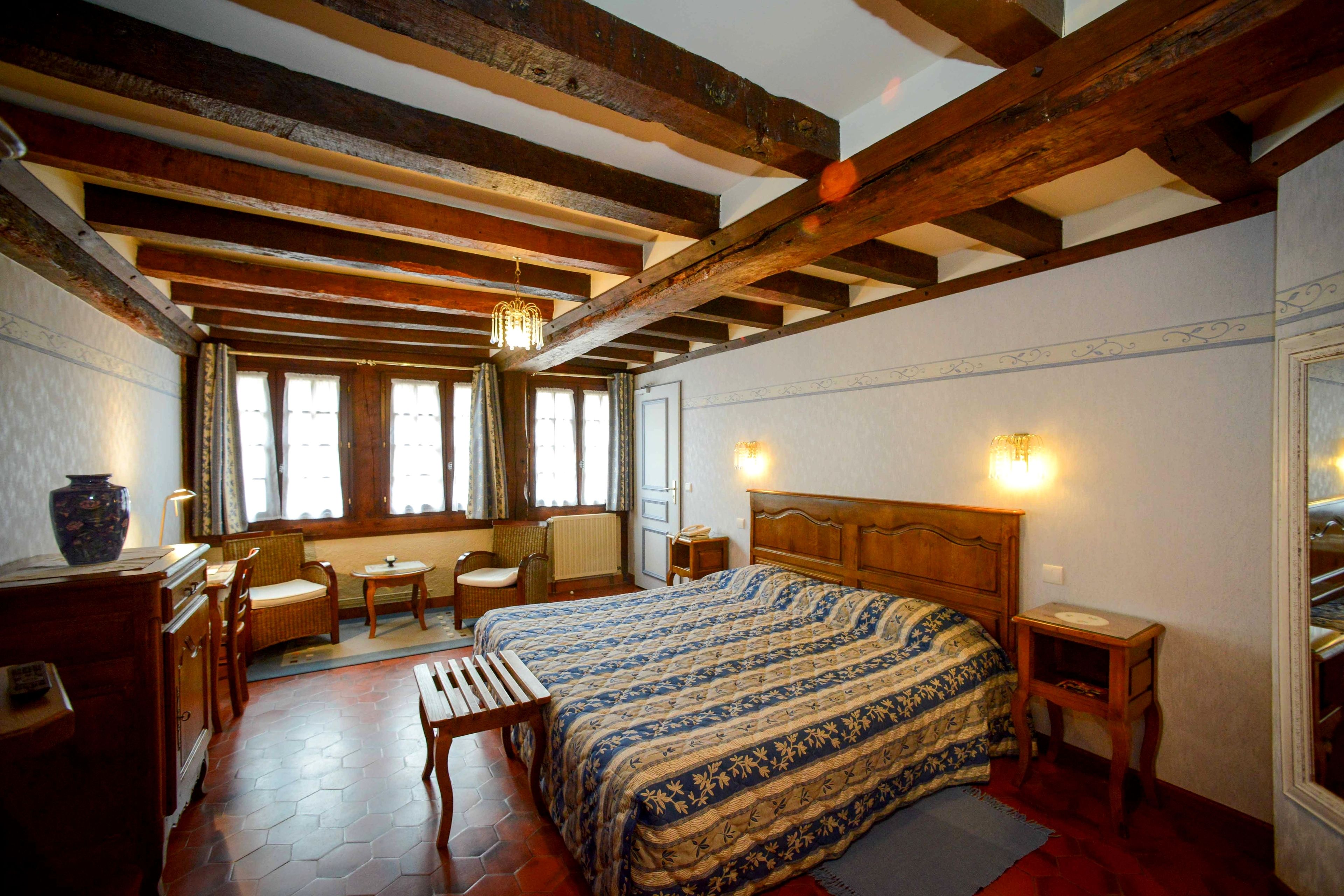 superior double room | desk, free cots/infant beds, free wifi