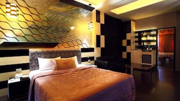 Business Room (No Garage) | Desk, free WiFi