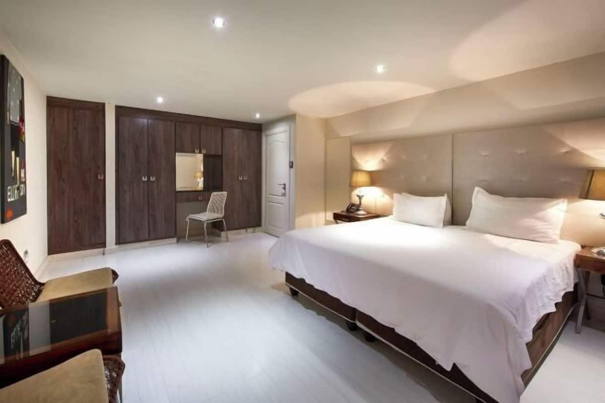 1 quarto, roupas de cama premium, cofres nos quartos