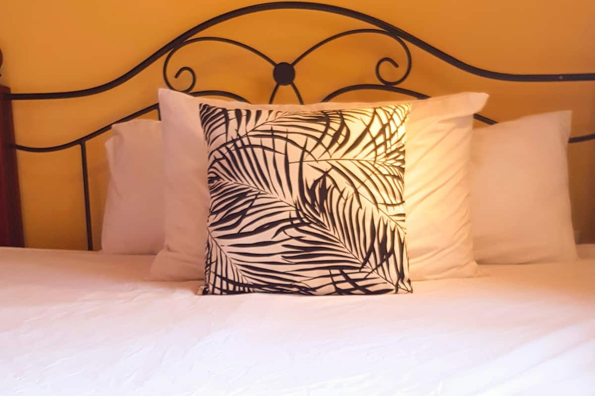 Habitación doble superior, 1 cama matrimonial | Camas extra y wifi gratis