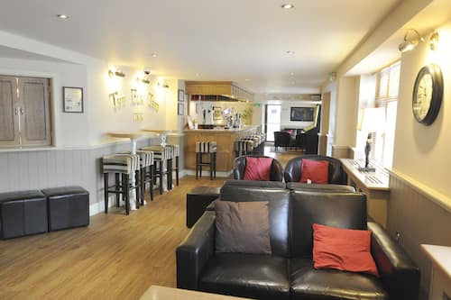 Bar lounge