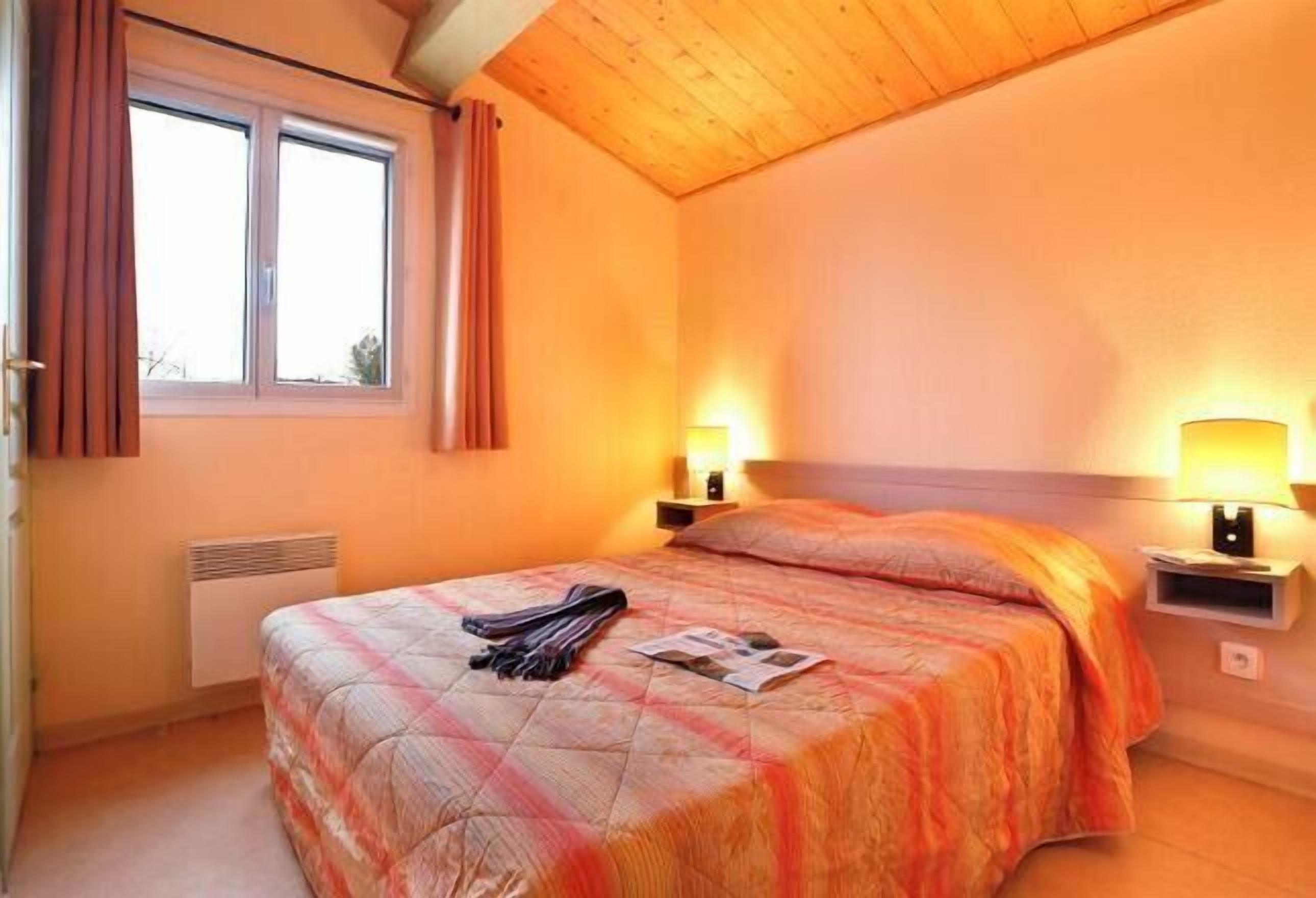 Setrika/meja setrika dan Wi-Fi gratis