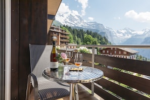 Exterior - Alpenkräuter Hotel Bären (Wengen)