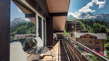 Double Room, Balcony (Wonderful) | Hypo-allergenic bedding, down comforters, desk, free WiFi