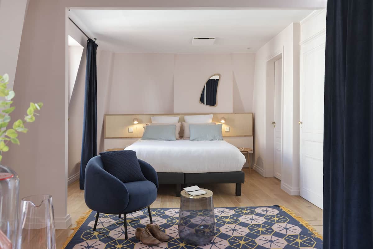 Suíte superior (Blush) | 1 quarto, roupas de cama premium, camas com colchões pillow-top